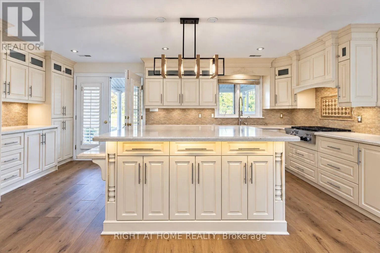 3 CEDAR AVENUE
