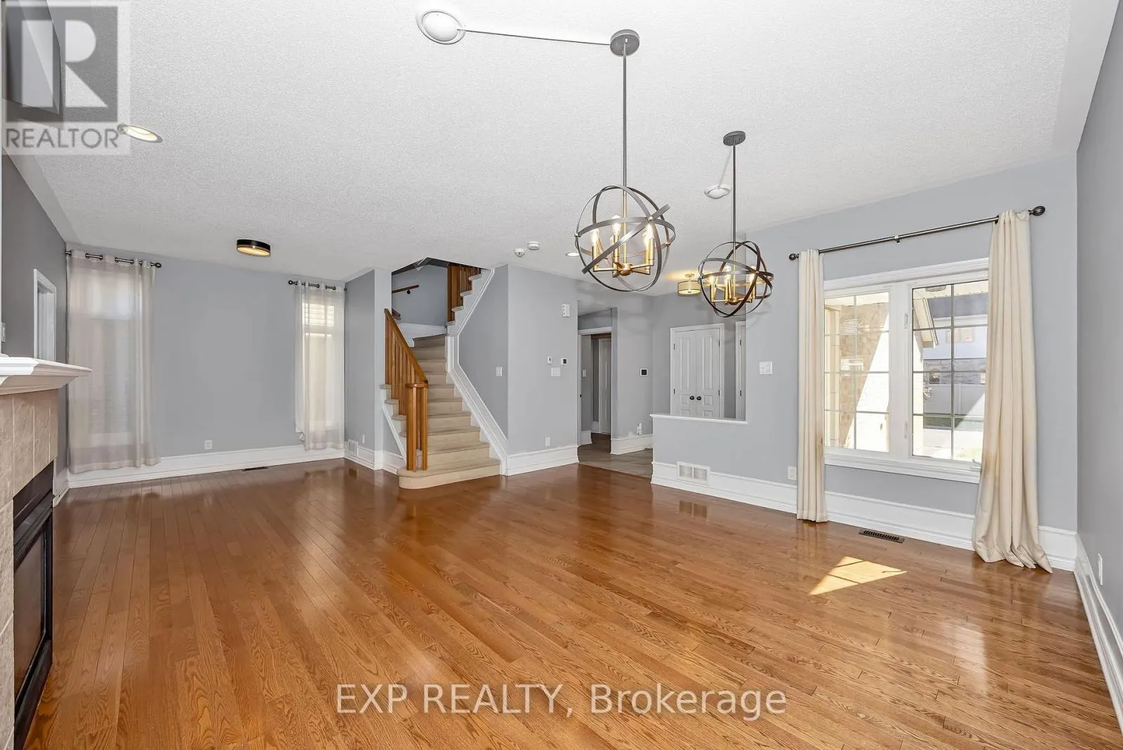 778 BOWERCREST CRESCENT