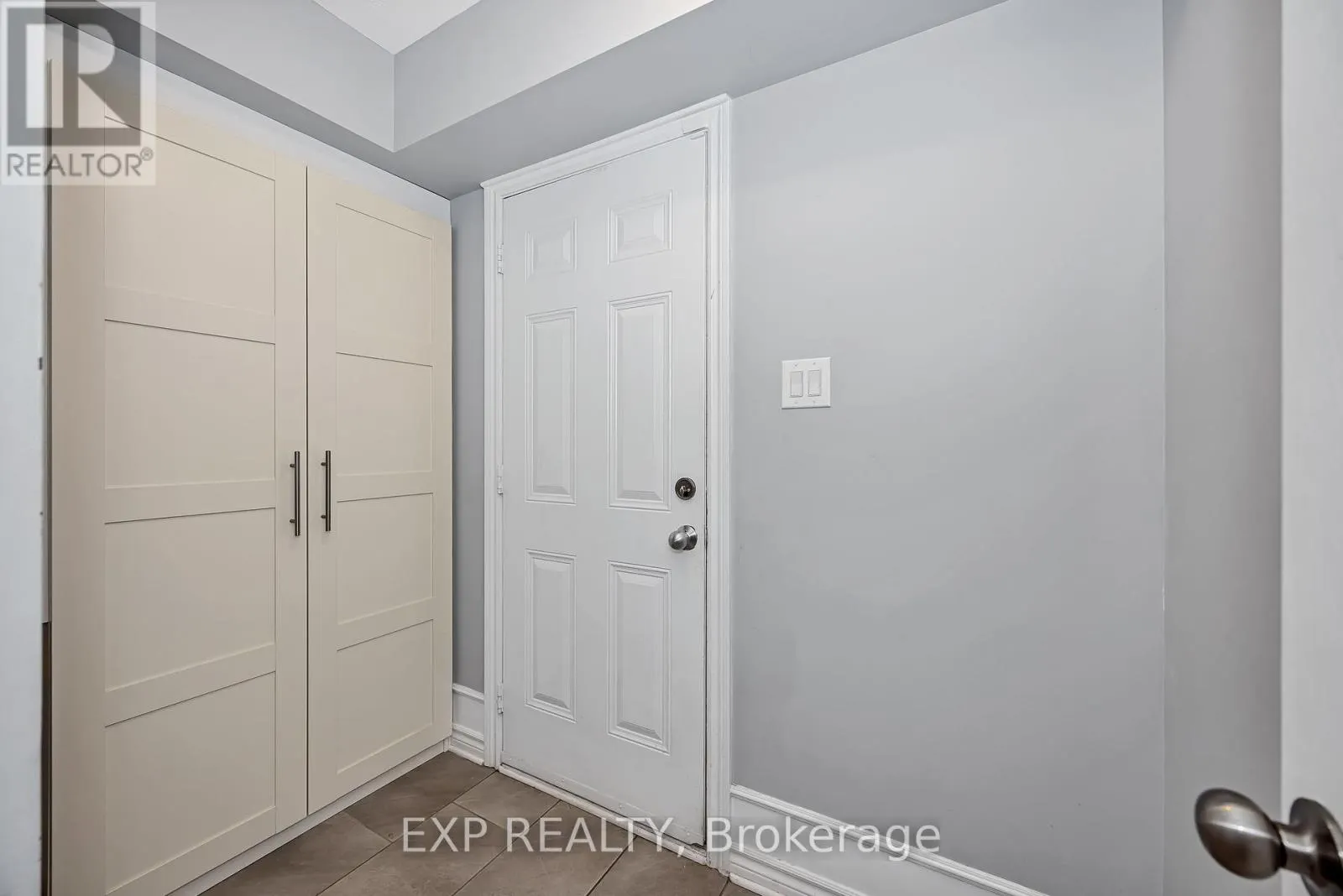 778 BOWERCREST CRESCENT