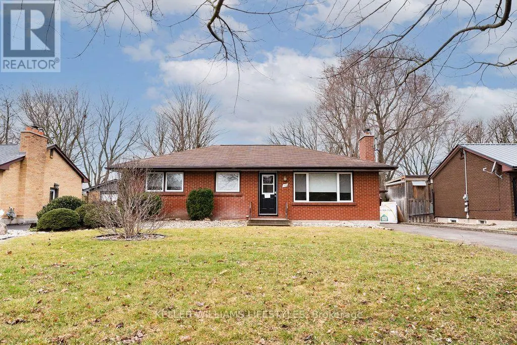 LOWER - 179 BURNSIDE DRIVE #Lower