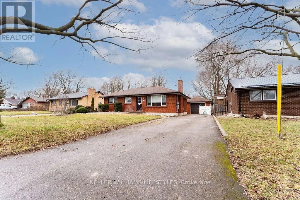 LOWER - 179 BURNSIDE DRIVE #Lower