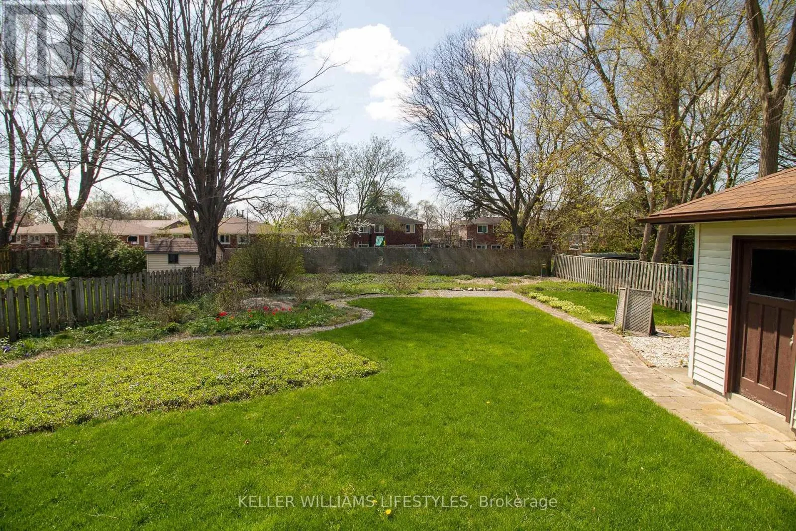 LOWER - 179 BURNSIDE DRIVE #Lower