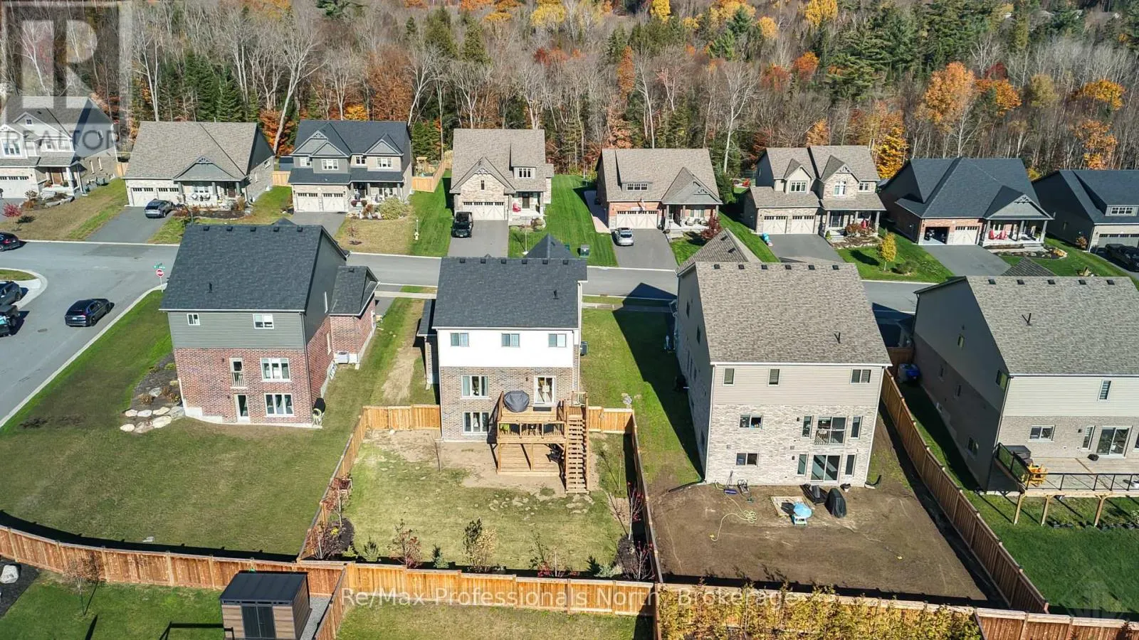 35 WOODSTREAM DRIVE