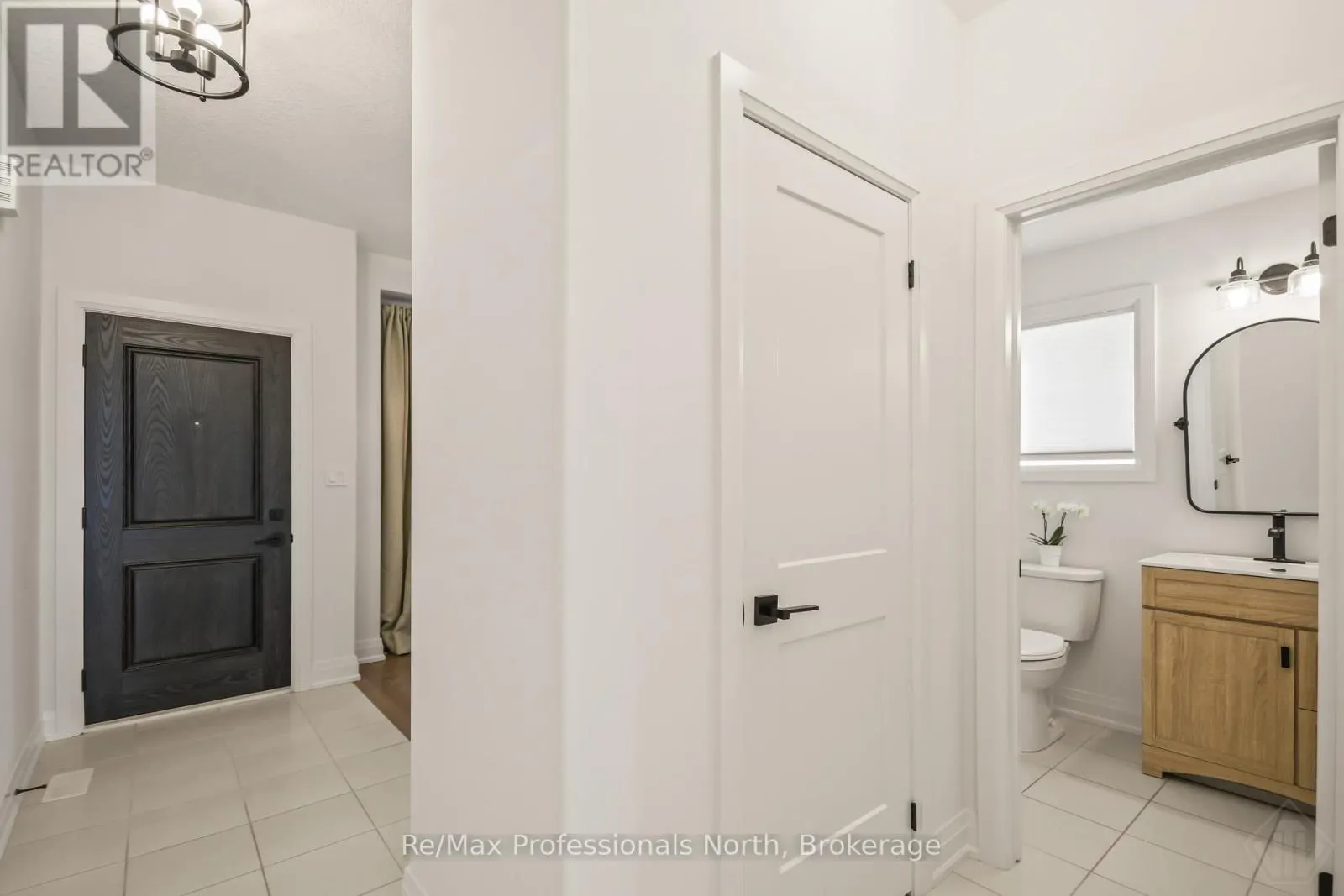 35 WOODSTREAM DRIVE