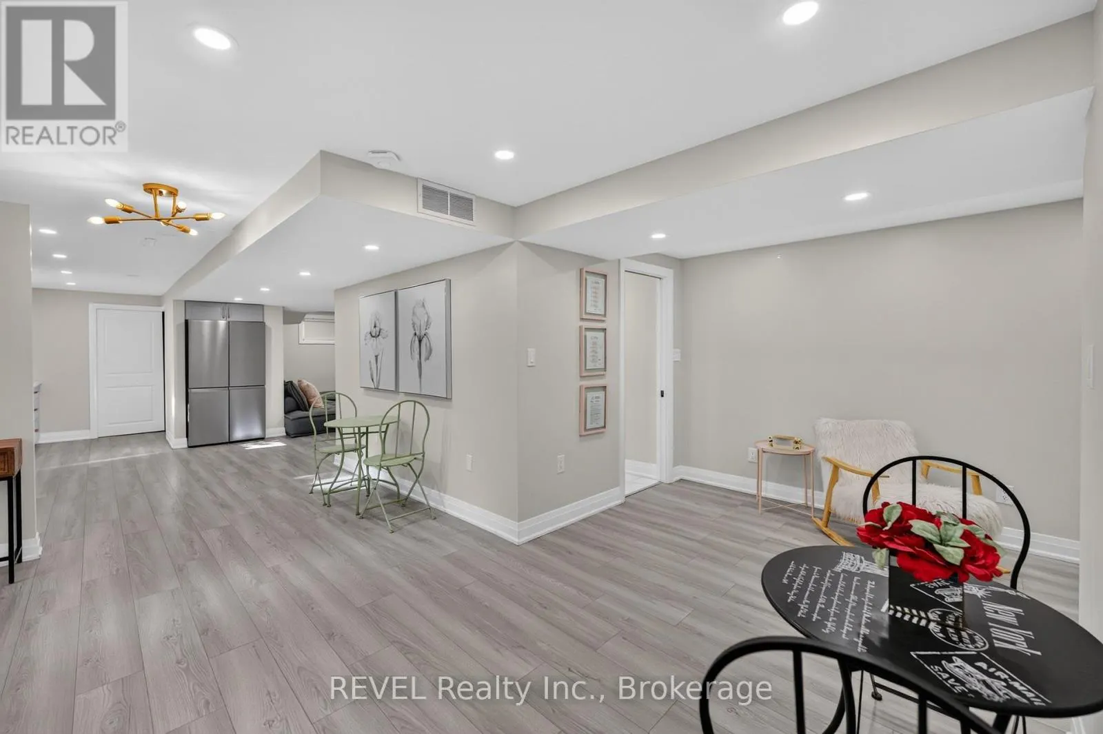 1329 NIAGARA STONE ROAD