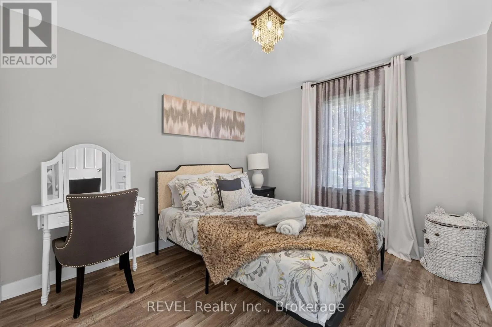 1329 NIAGARA STONE ROAD