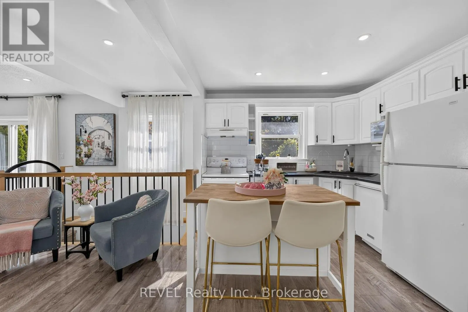 1329 NIAGARA STONE ROAD