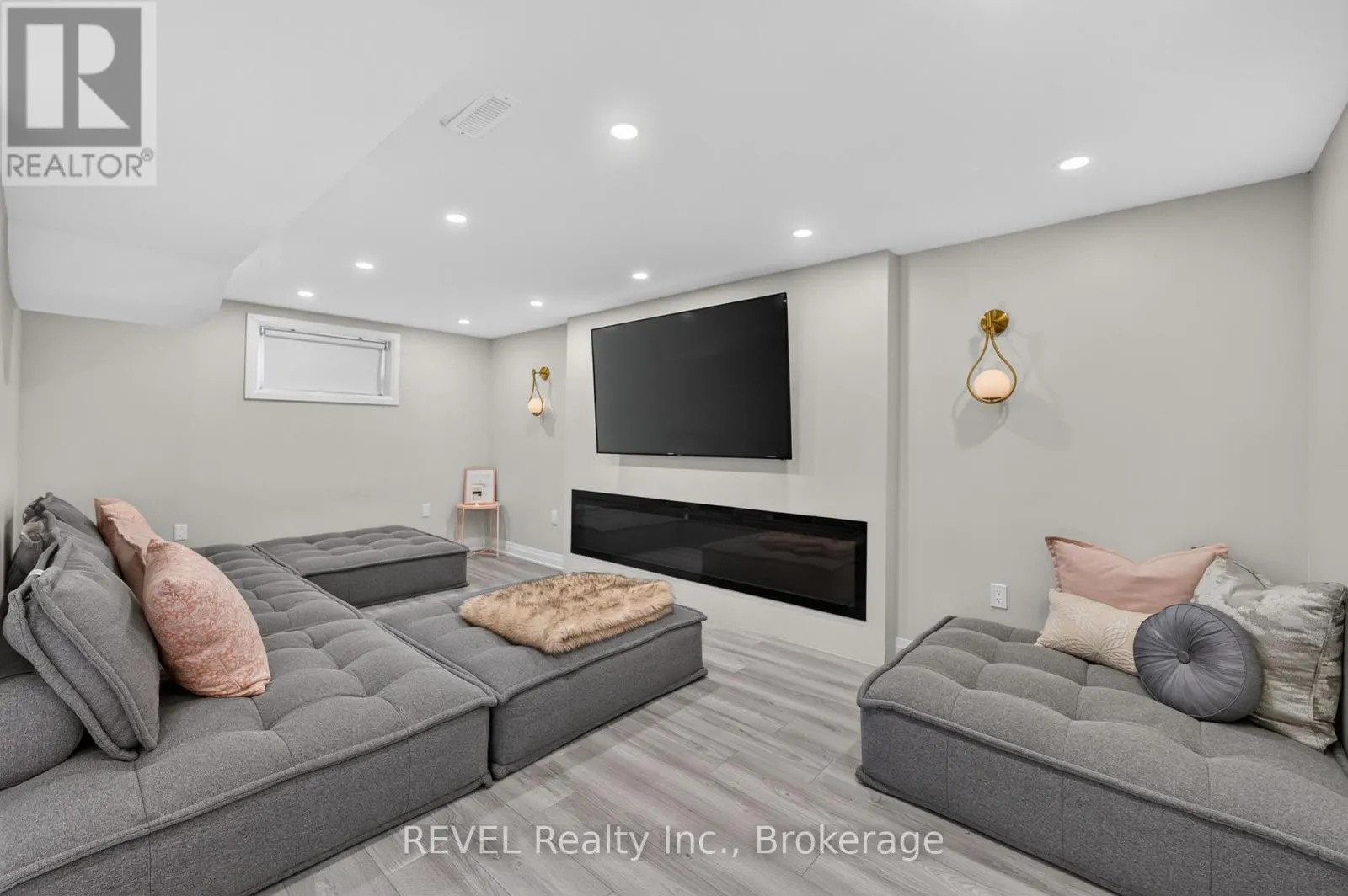 1329 NIAGARA STONE ROAD
