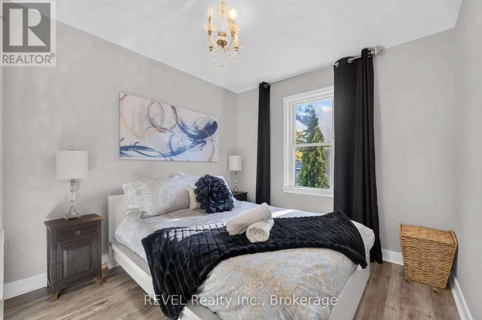 1329 NIAGARA STONE ROAD