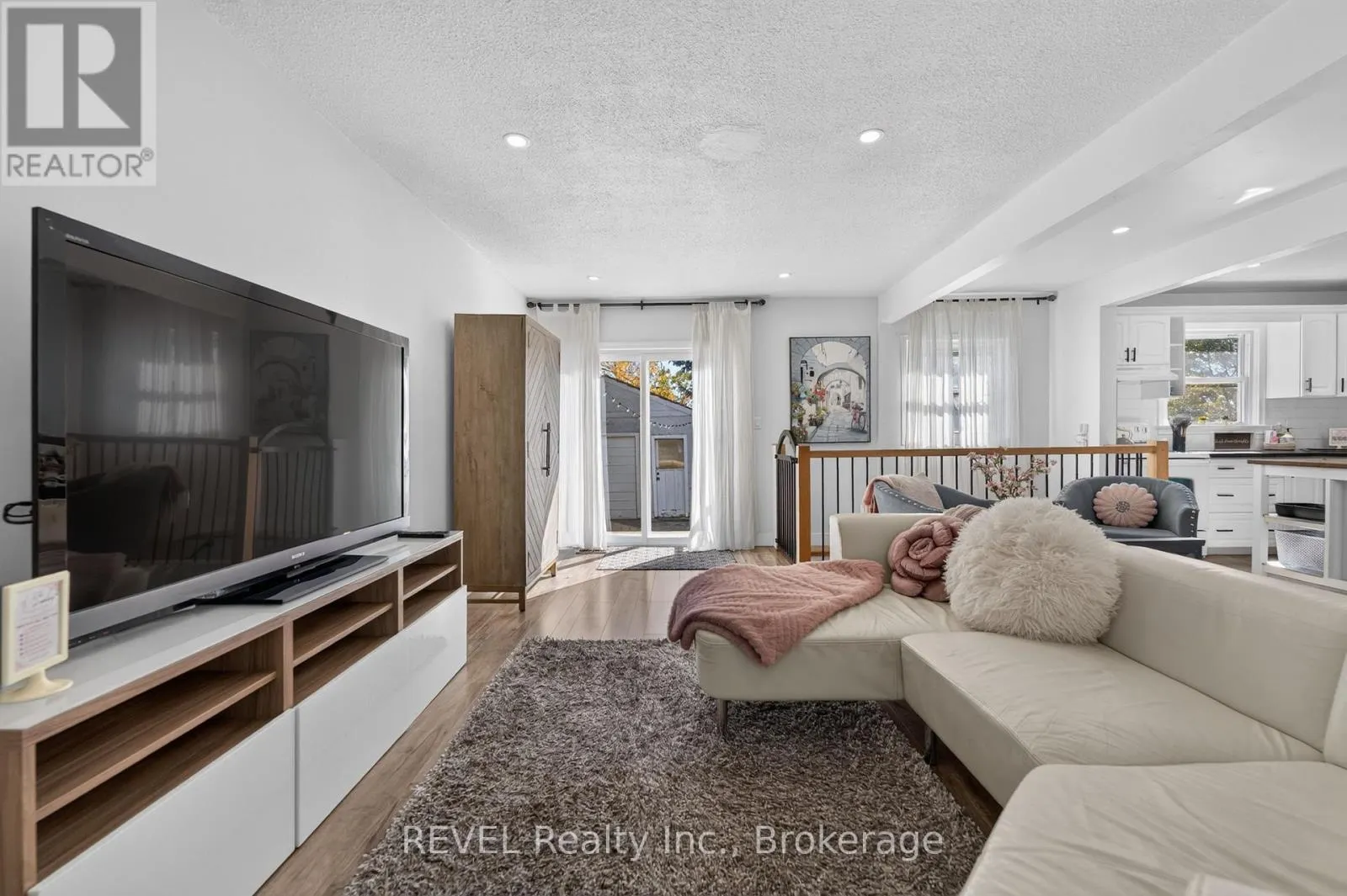 1329 NIAGARA STONE ROAD