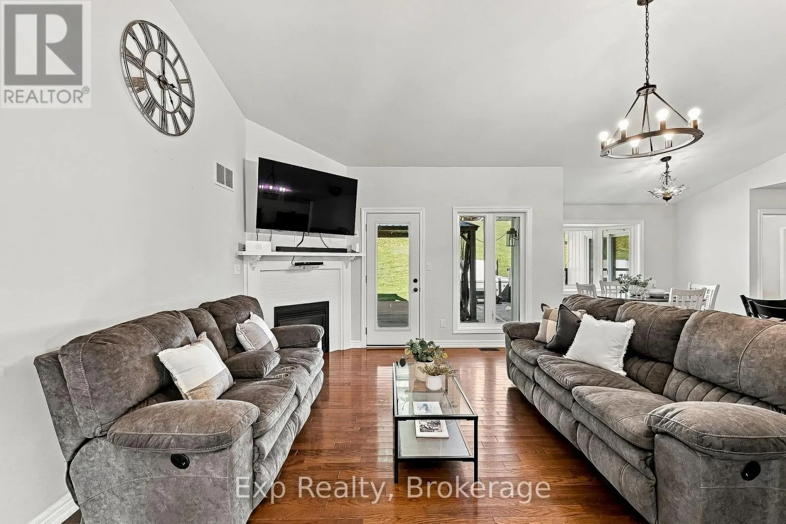 3835 HARWOOD ROAD