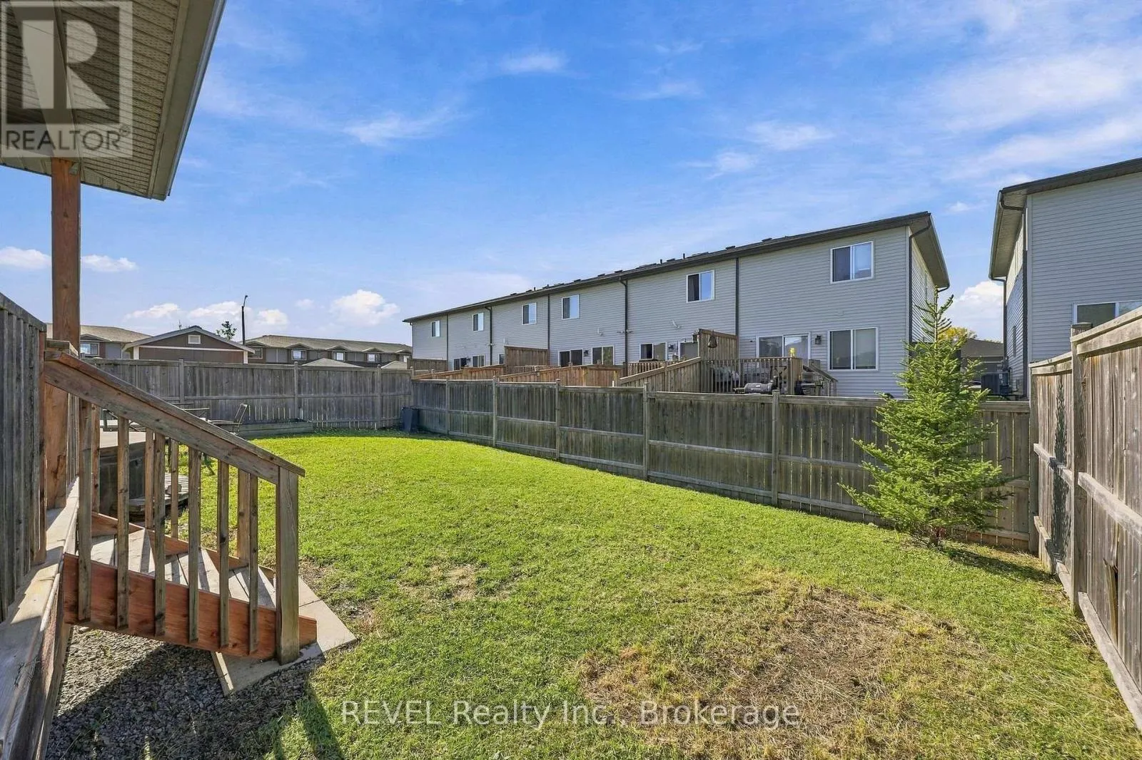 64 SIENNA AVENUE