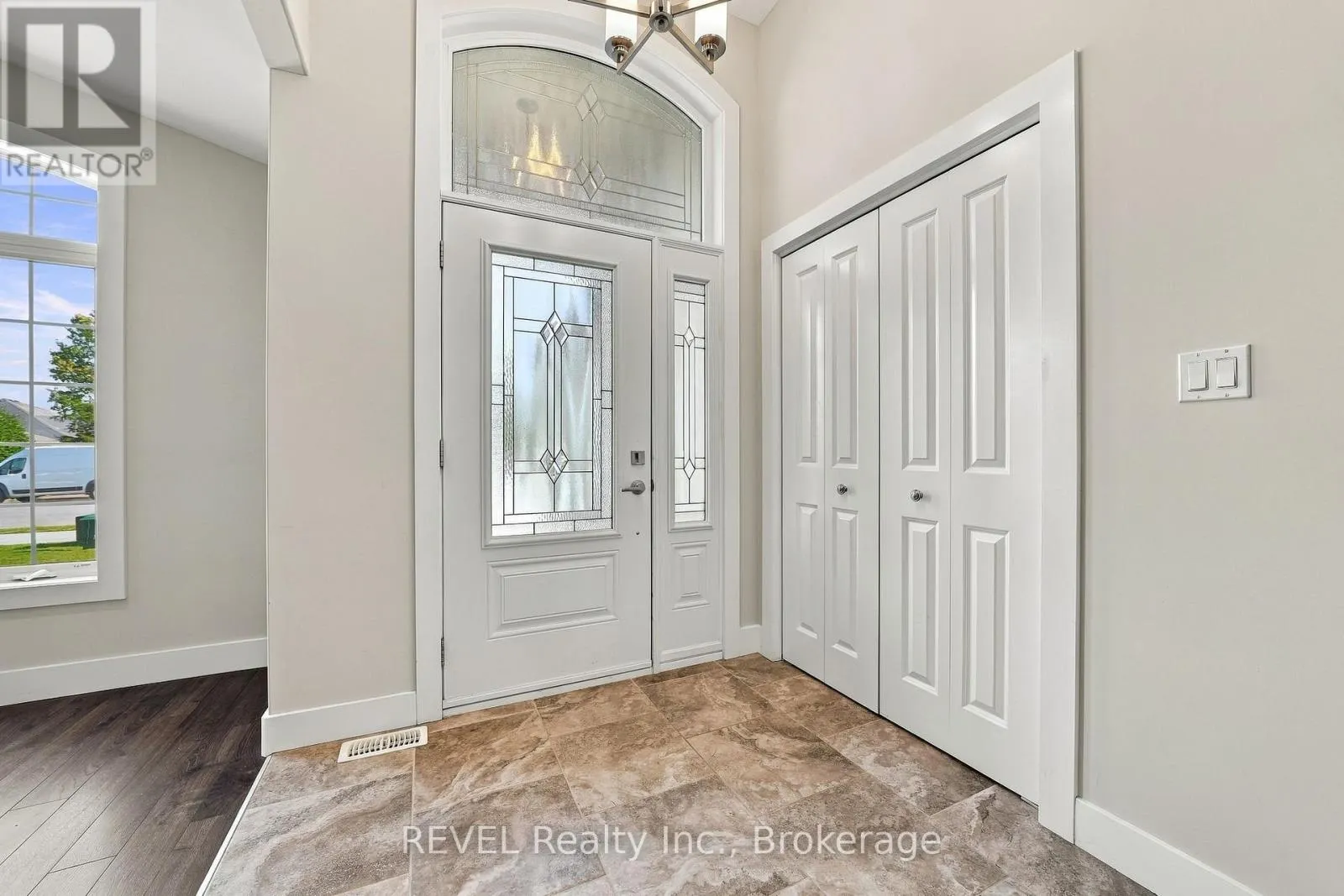 64 SIENNA AVENUE