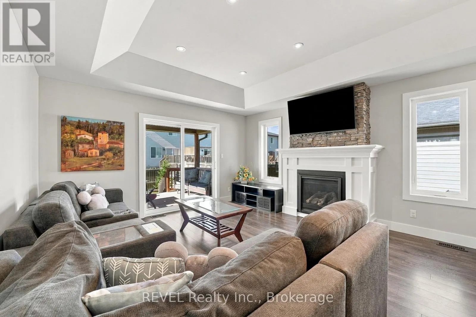 64 SIENNA AVENUE