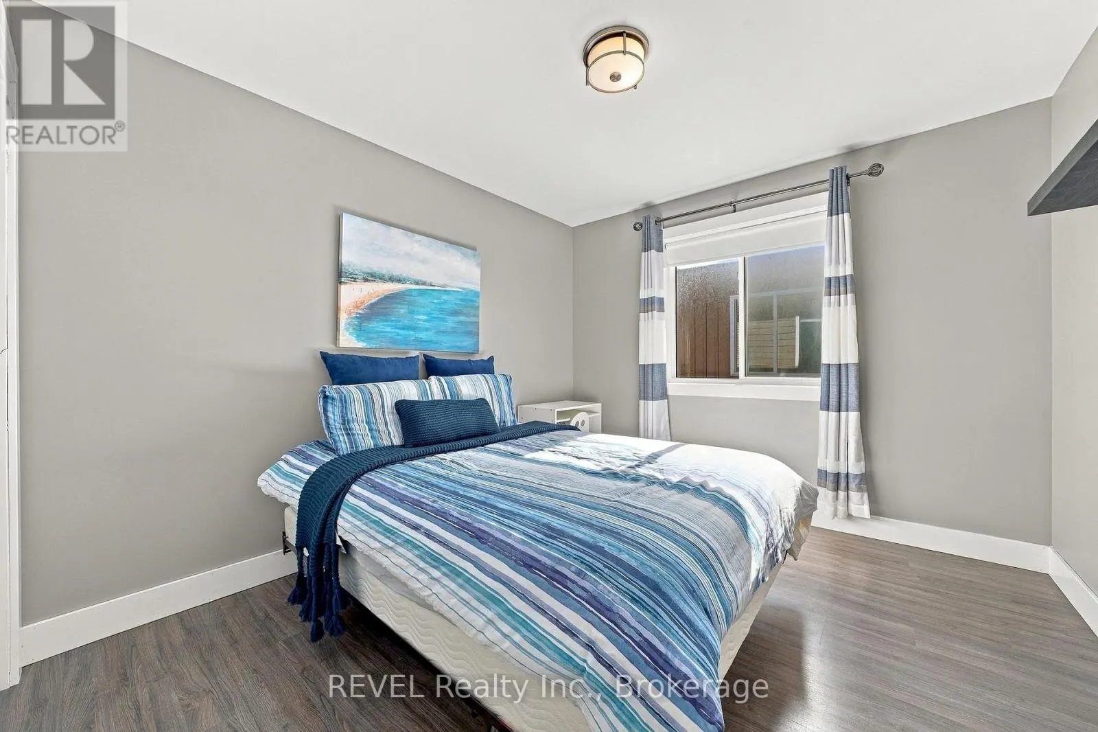64 SIENNA AVENUE