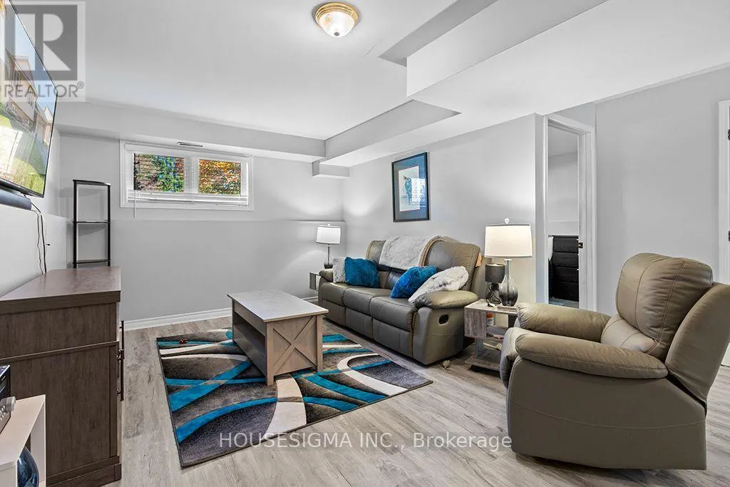 307 JEREMYS CRESCENT