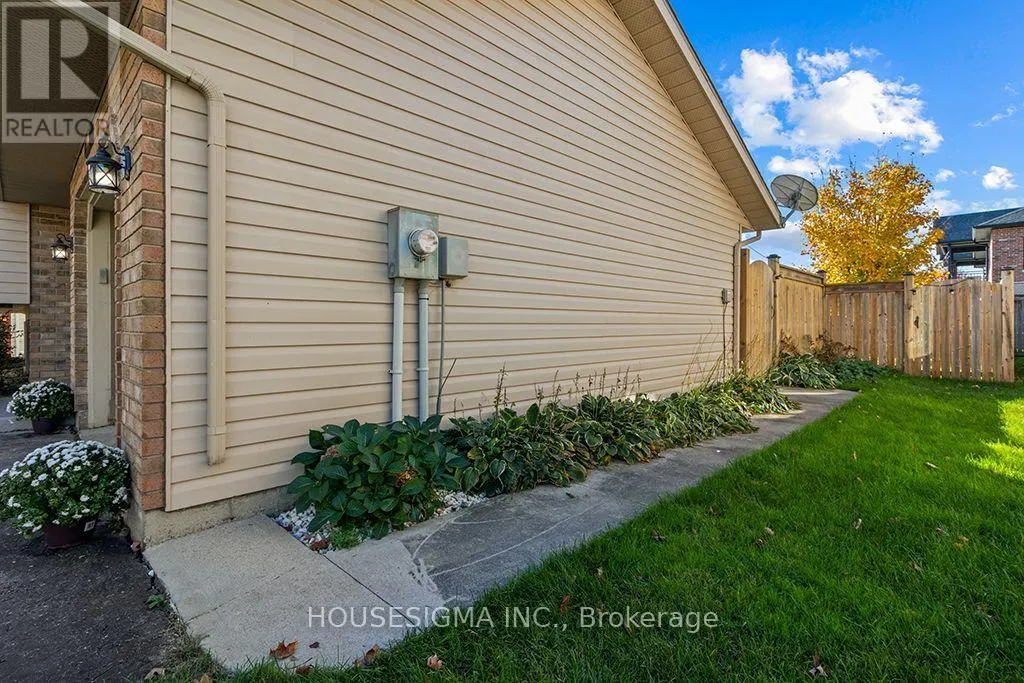 307 JEREMYS CRESCENT