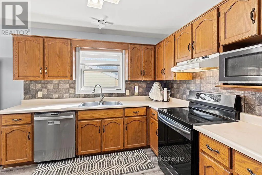 307 JEREMYS CRESCENT