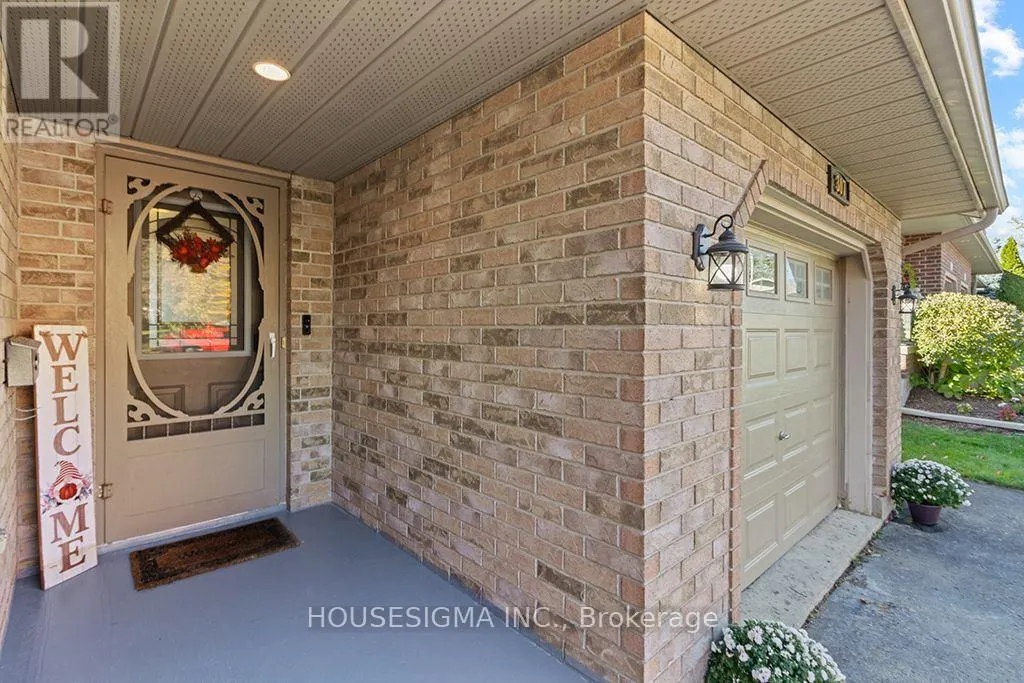 307 JEREMYS CRESCENT
