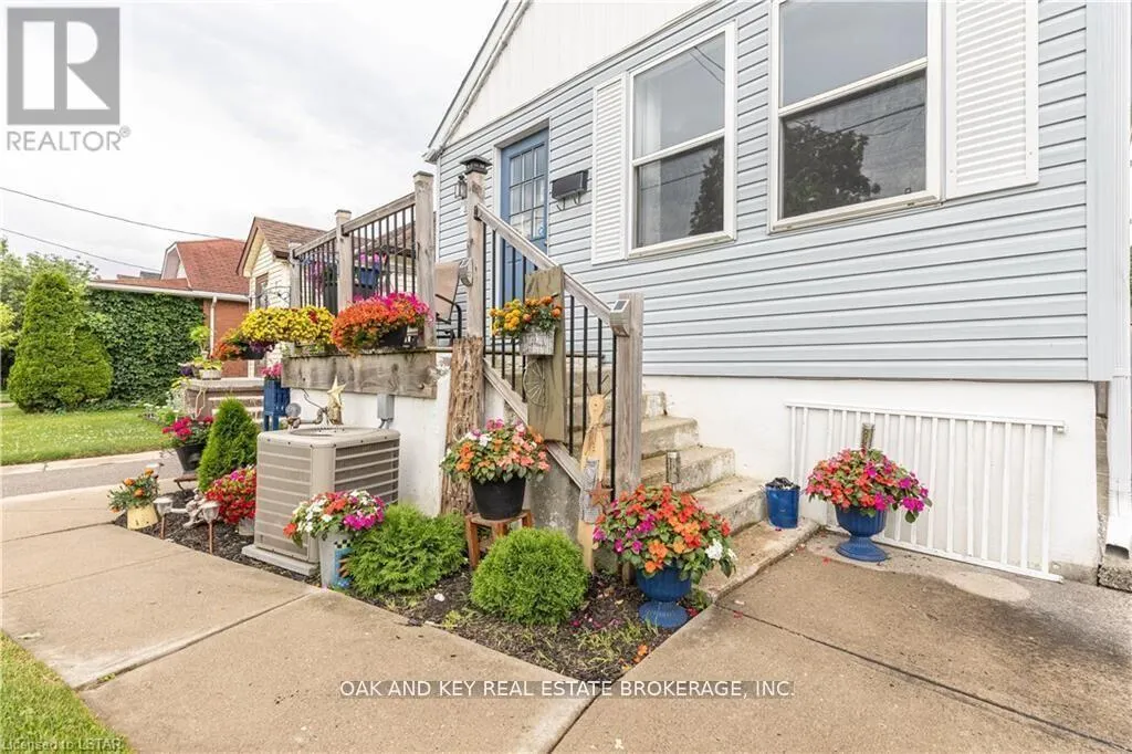 487 BURBROOK PLACE