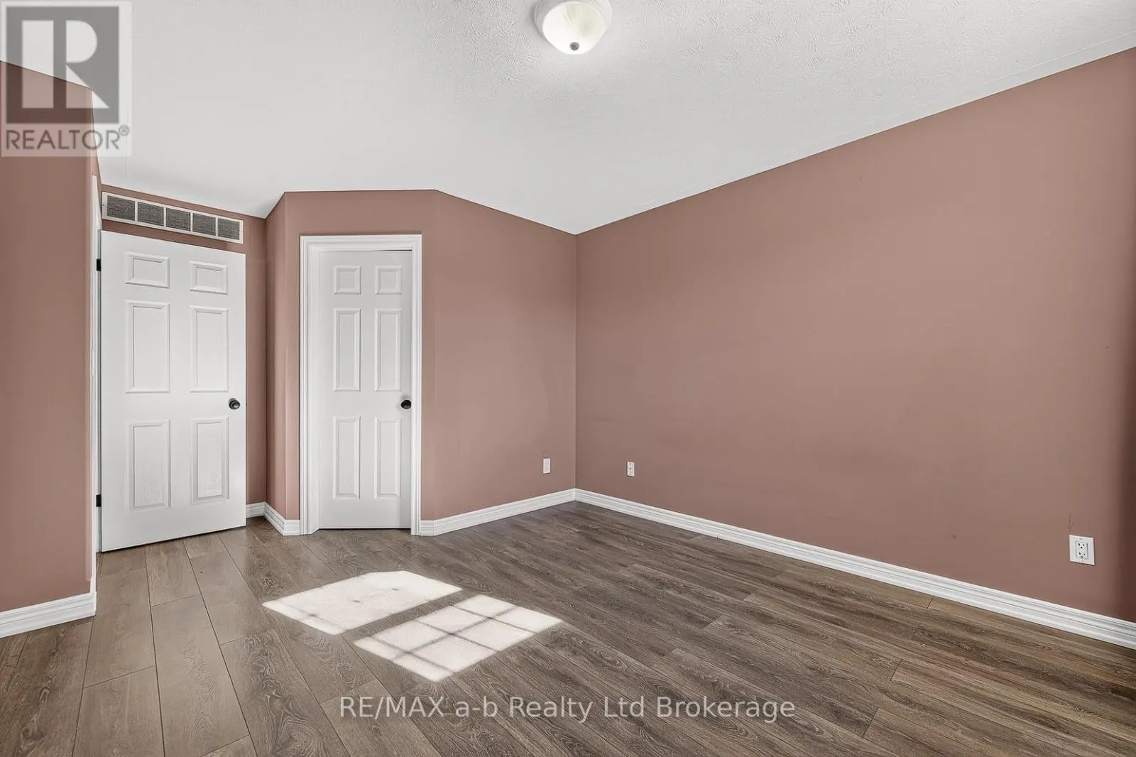 1 WENDY CALDER PLACE