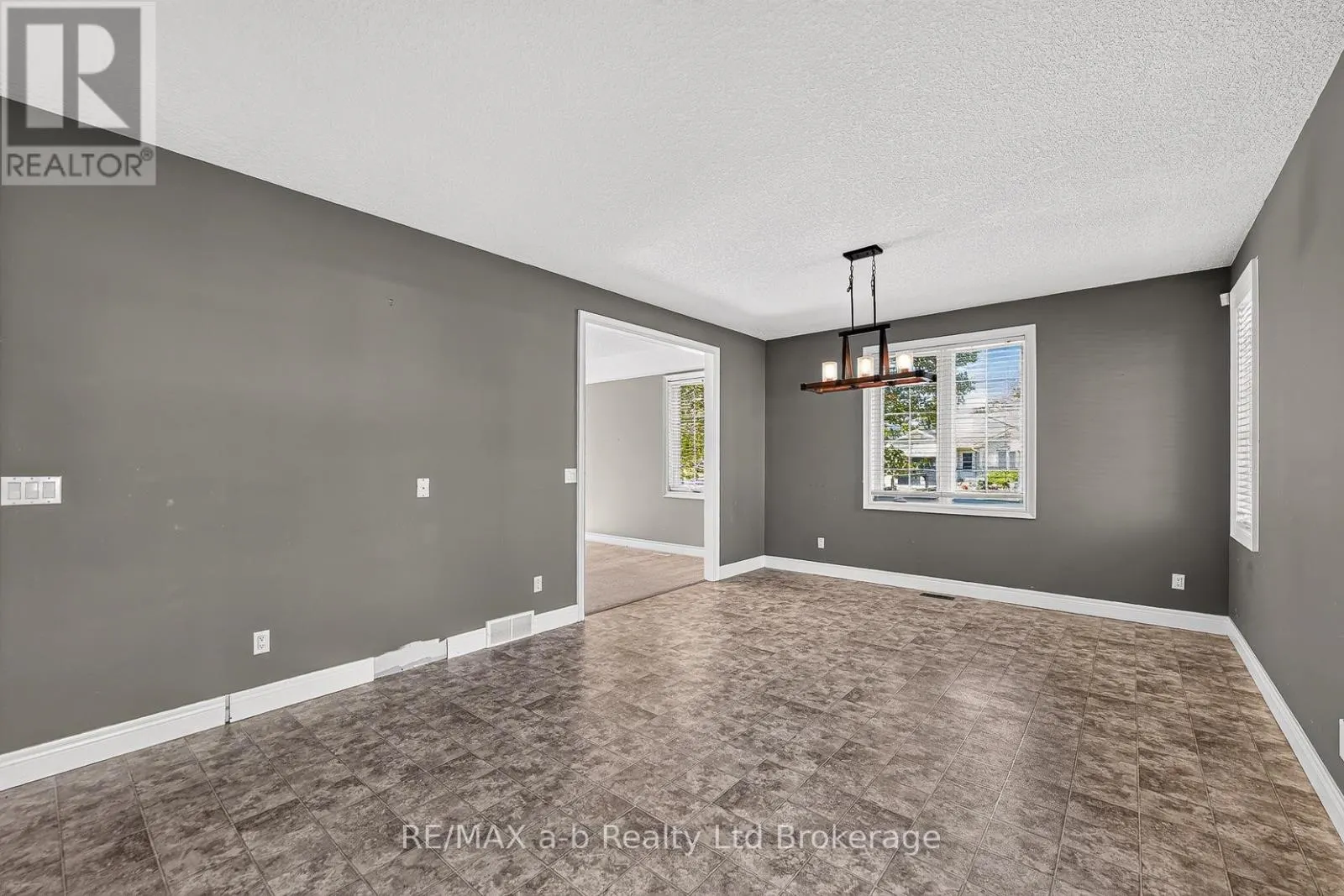 1 WENDY CALDER PLACE