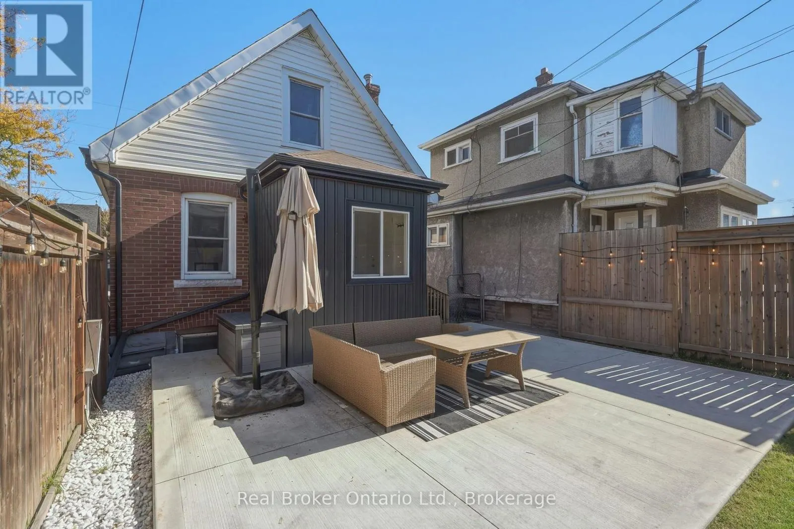 23 BARONS AVENUE N