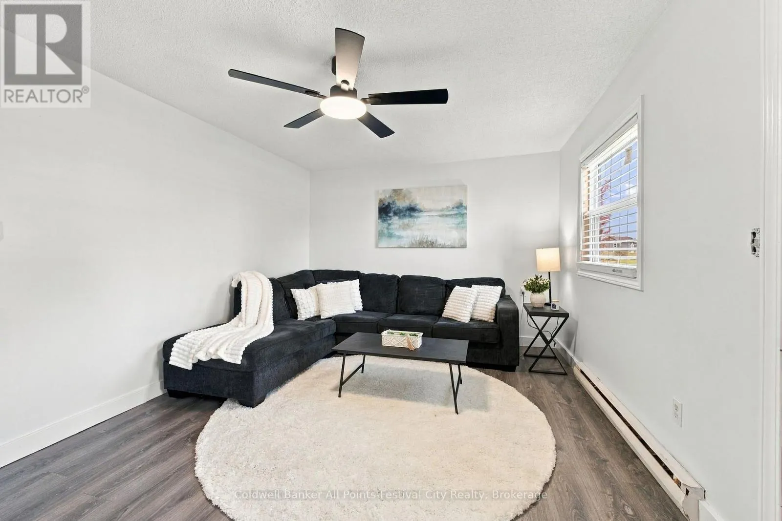 10 AMBERLEY ROAD