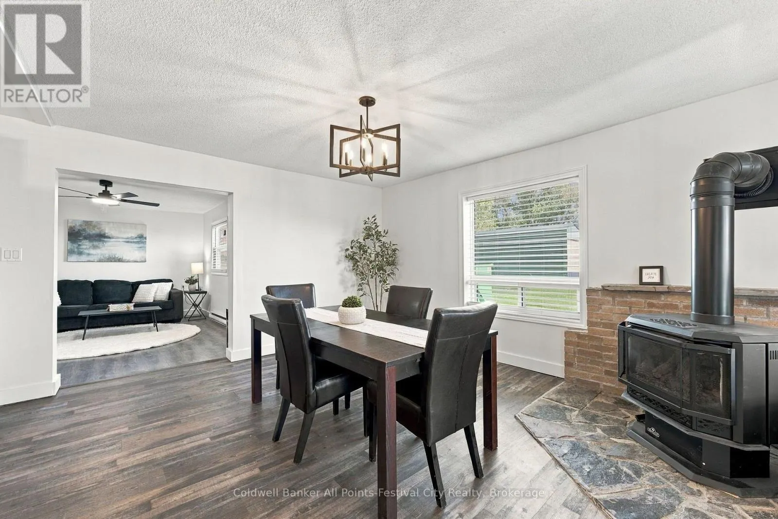 10 AMBERLEY ROAD