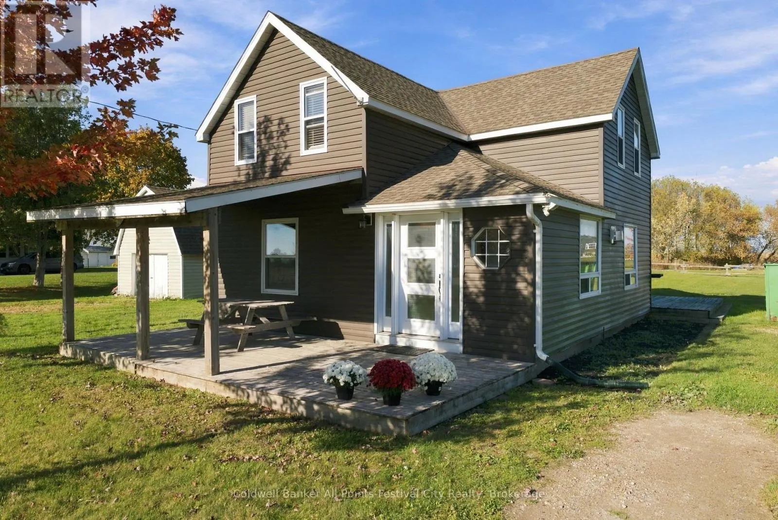10 AMBERLEY ROAD