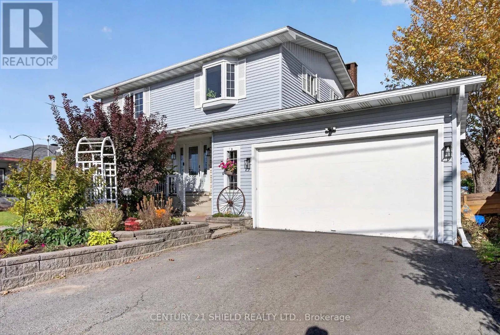 1319 AUBIN AVENUE