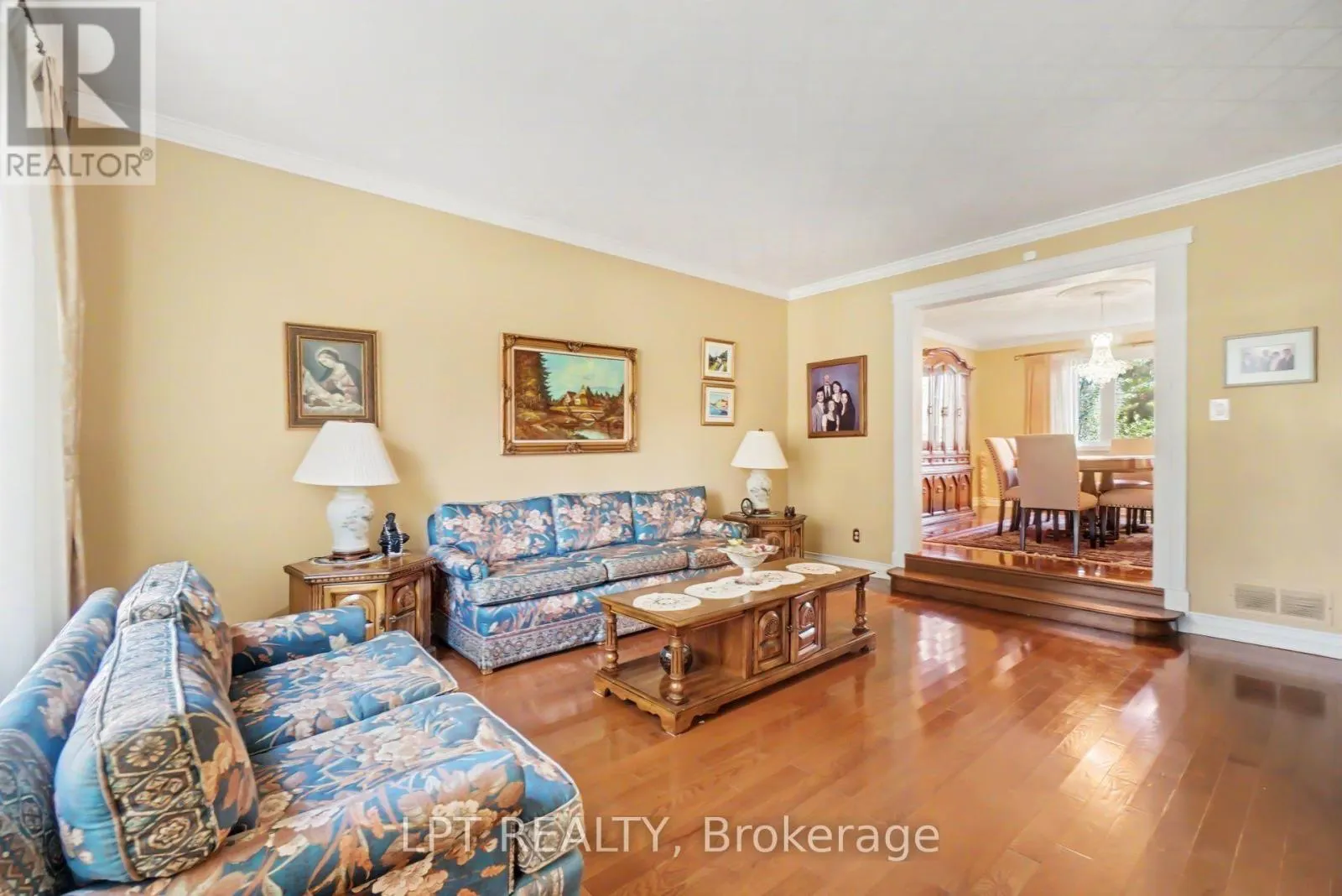24 BELLEVIEW DRIVE