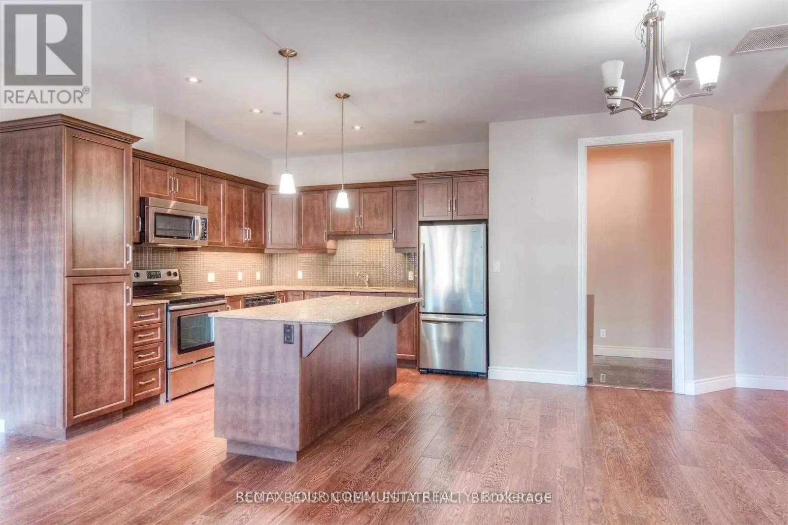106 - 223 ERB STREET W