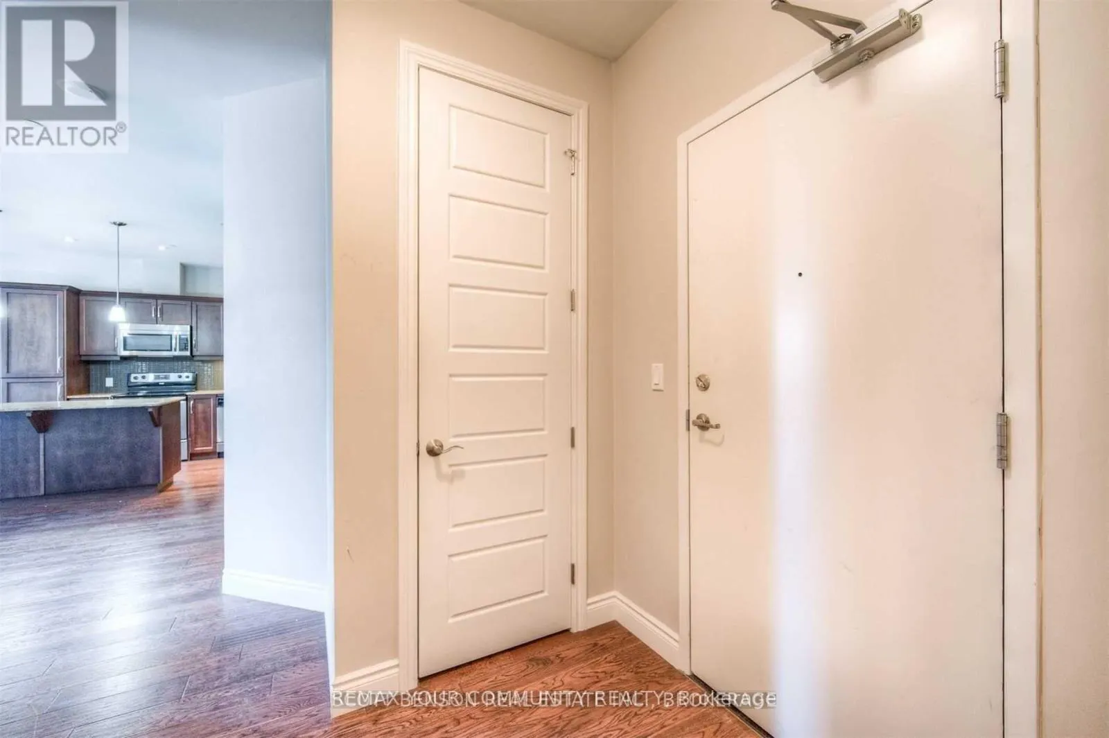 106 - 223 ERB STREET W