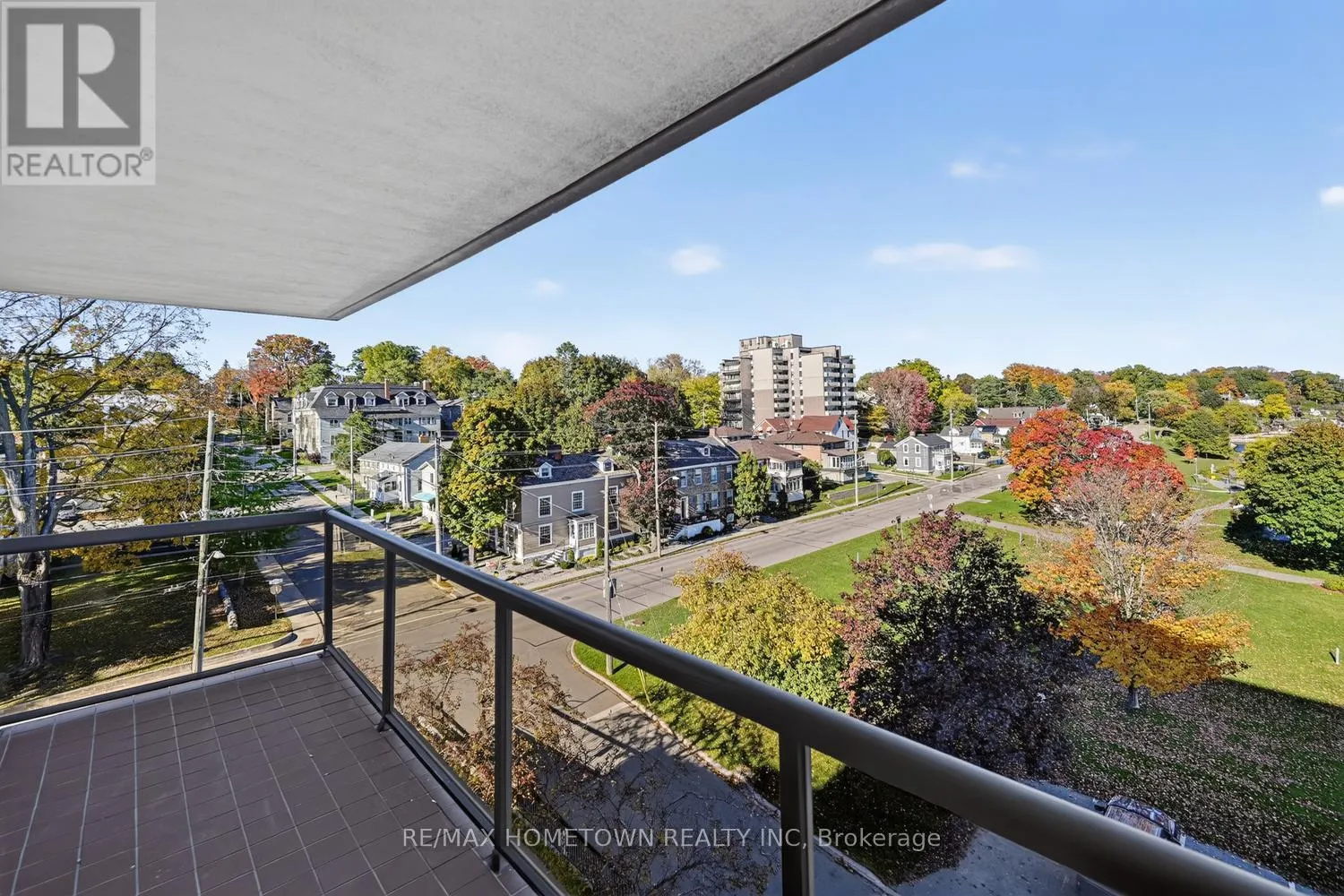 704 - 55 WATER STREET E
