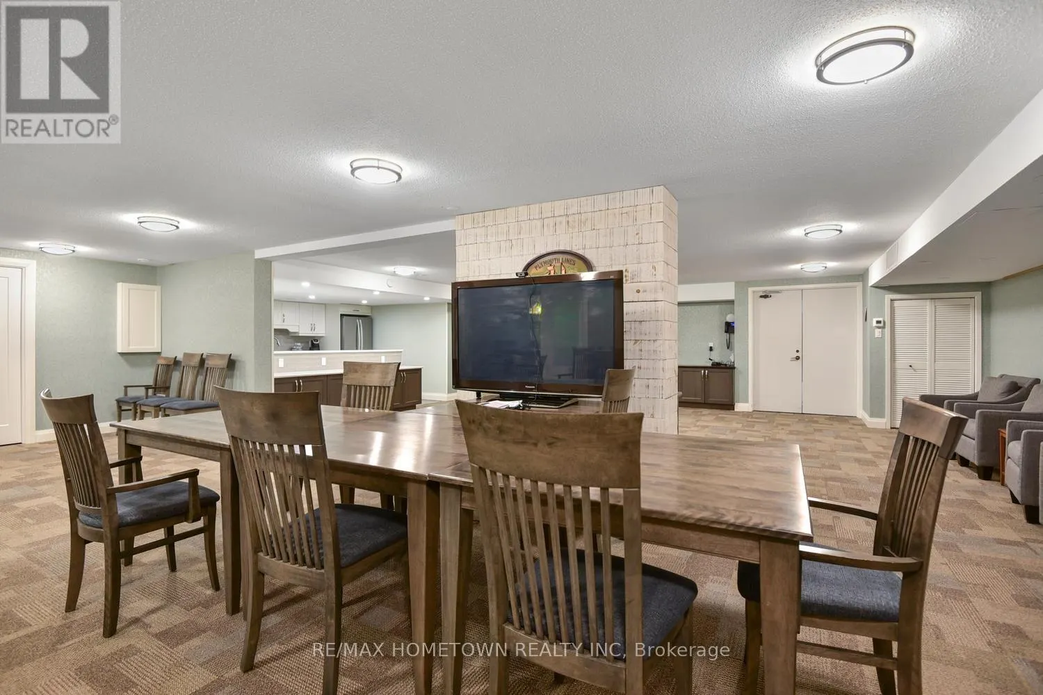 704 - 55 WATER STREET E