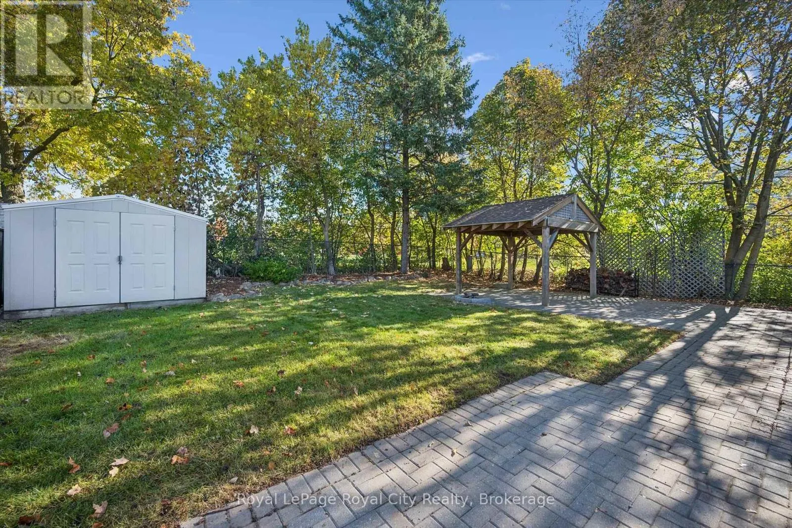 26 DAKOTA DRIVE