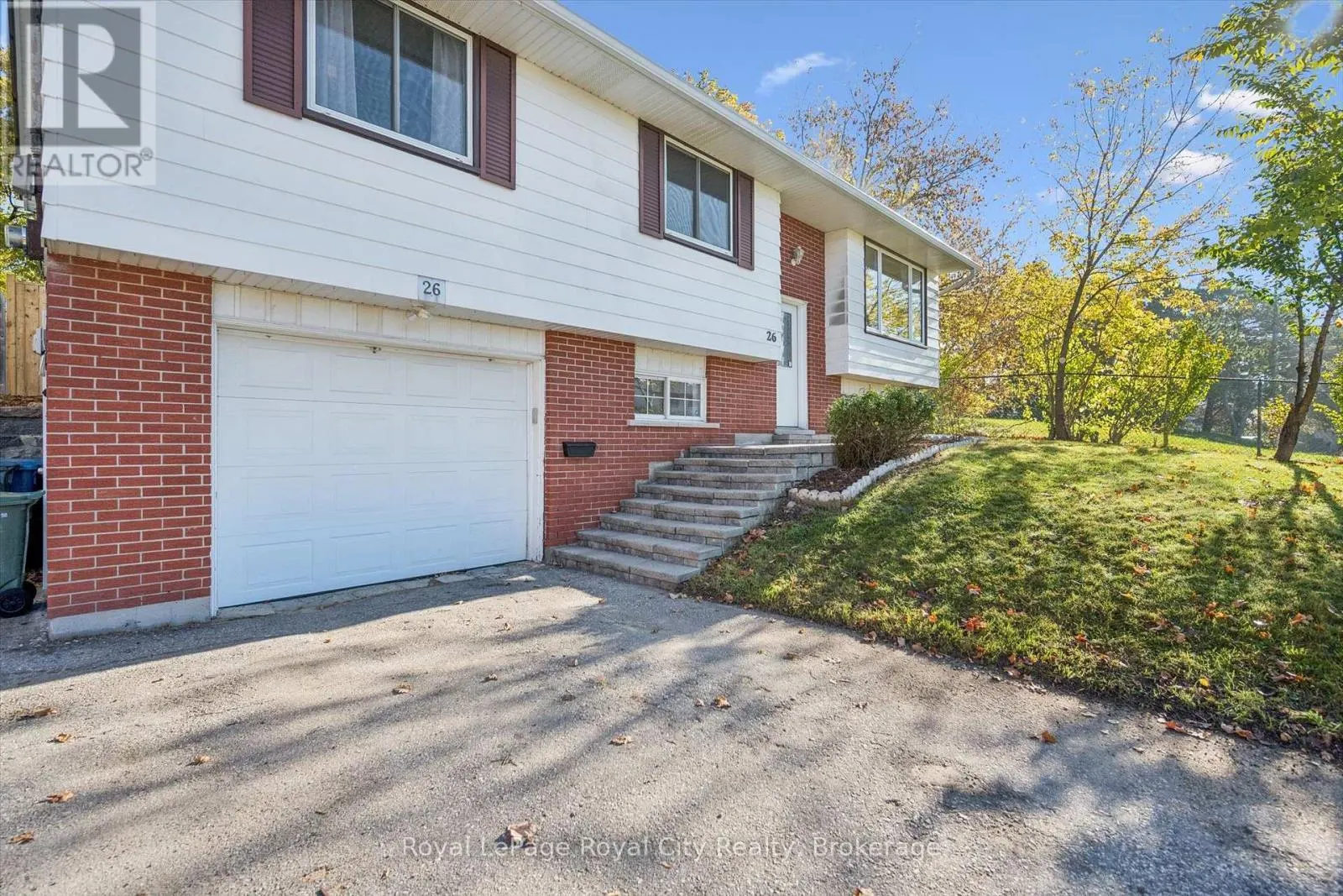 26 DAKOTA DRIVE