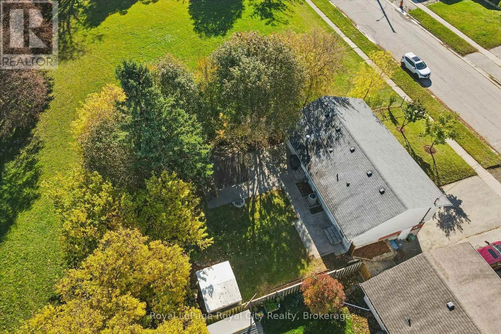 26 DAKOTA DRIVE