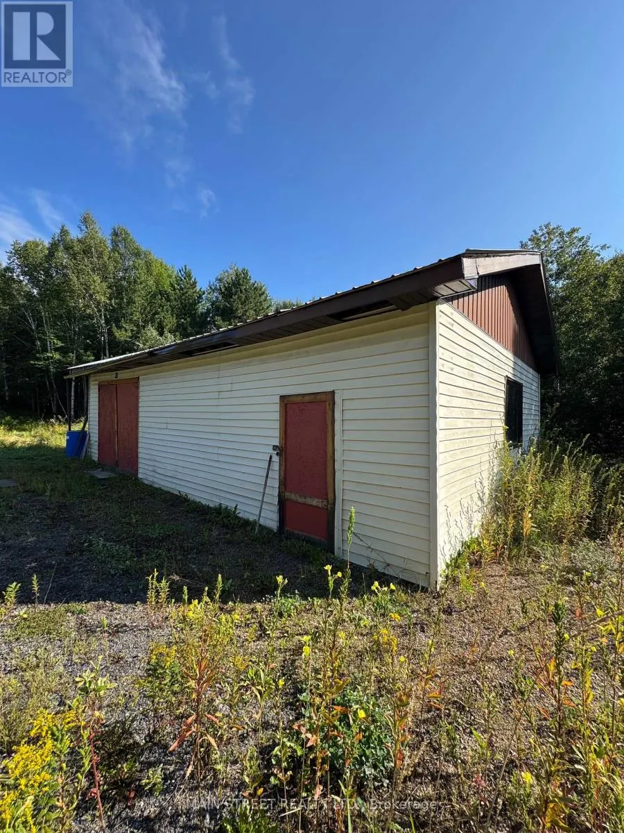 2591 PAPINEAU ROAD