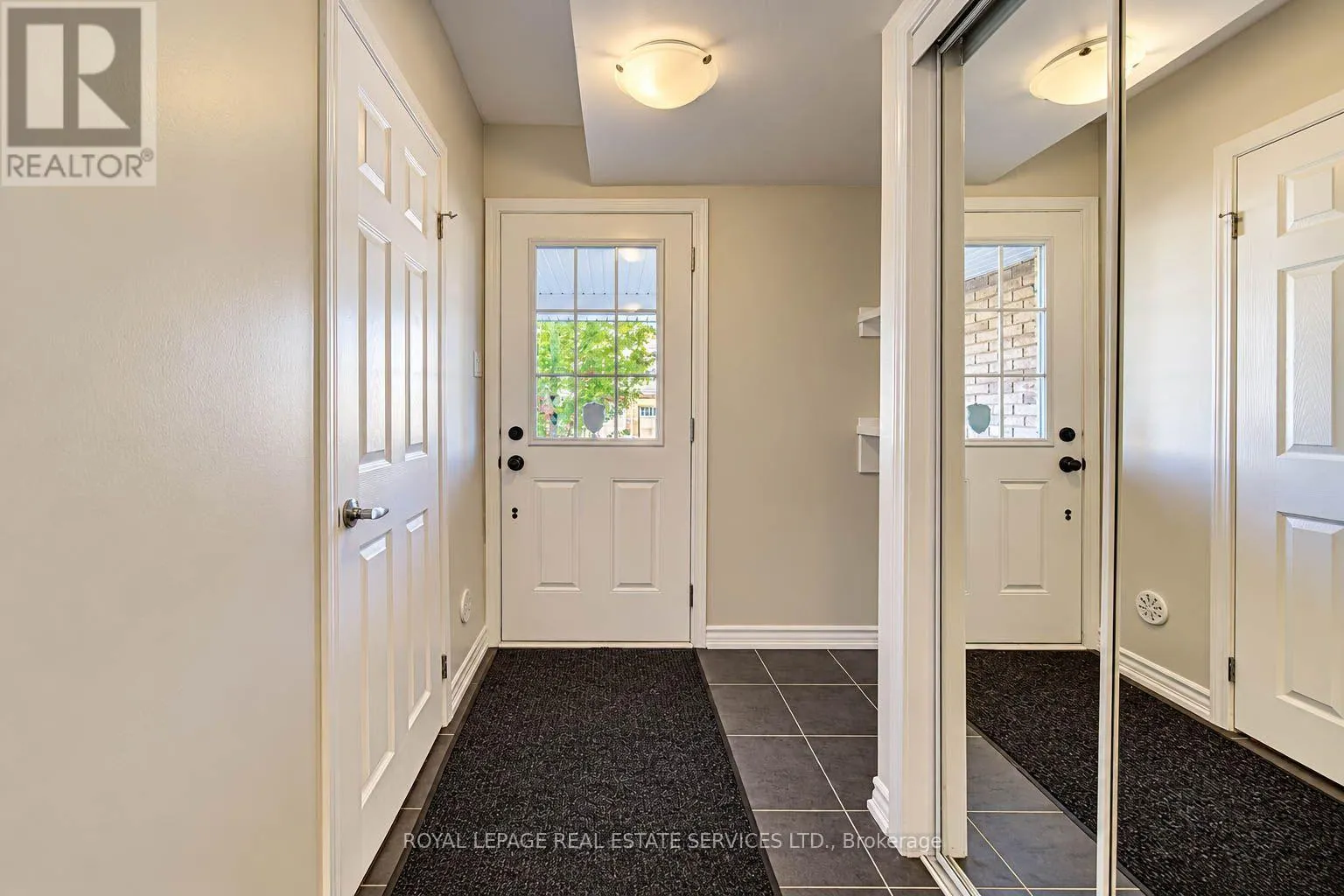 16 STRATUS STREET