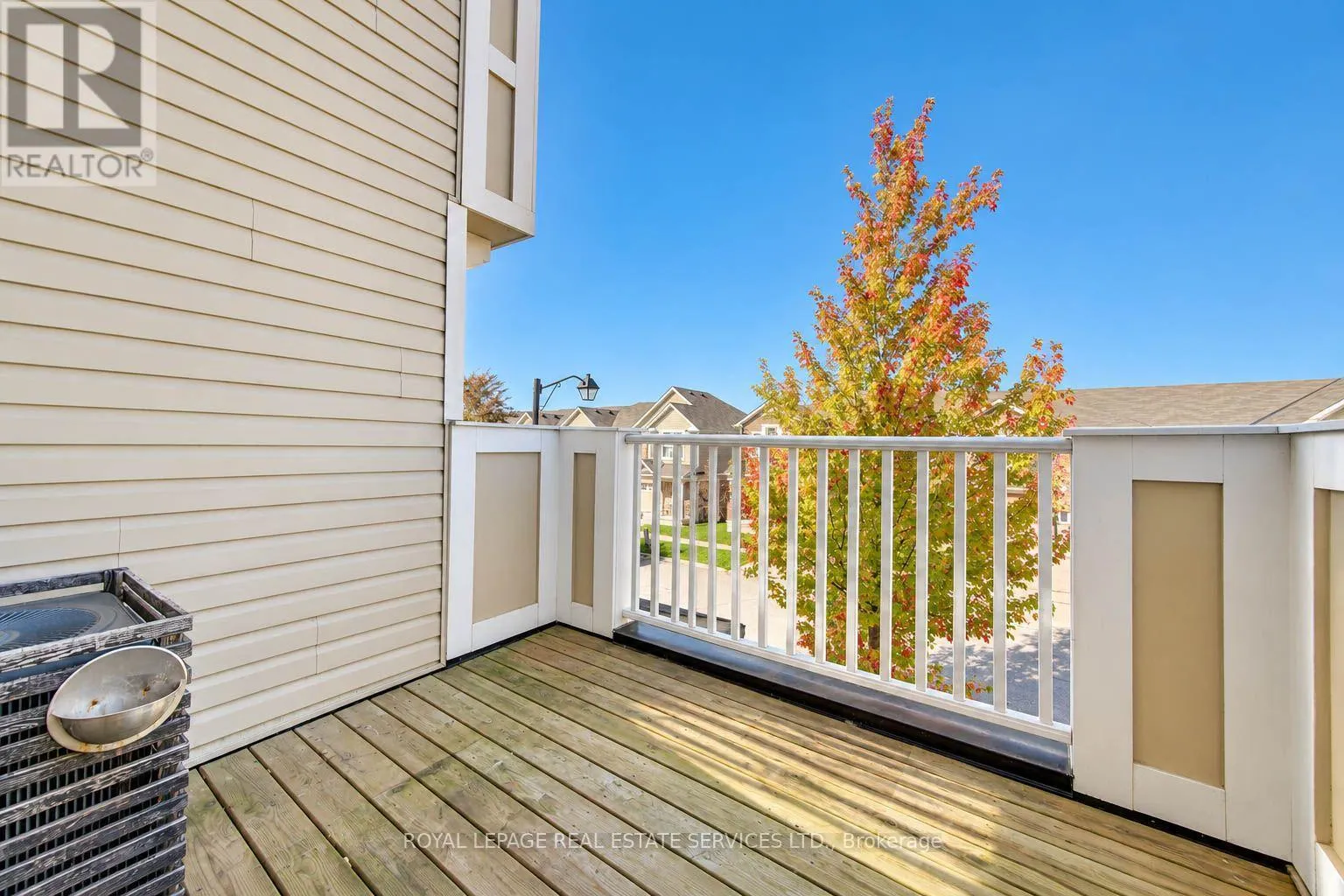 16 STRATUS STREET