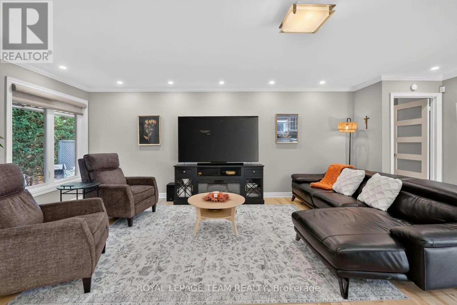 14 - 12 CASTLE HARBOUR COURT