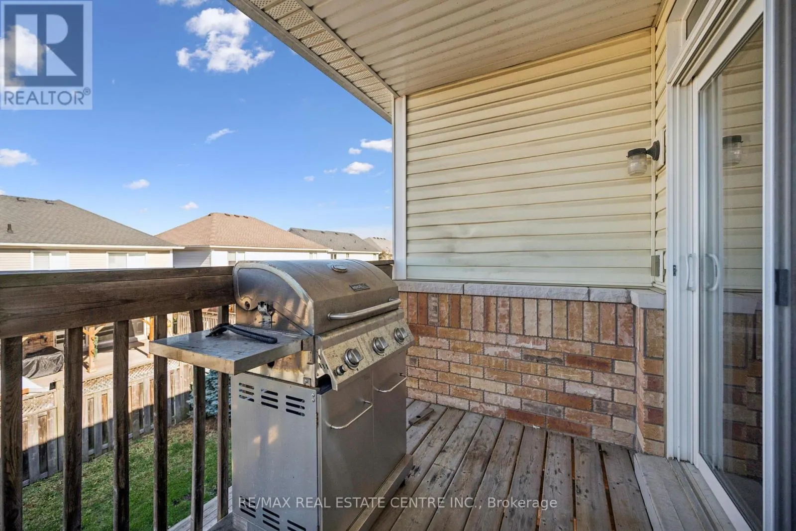 27 TRILLER AVENUE