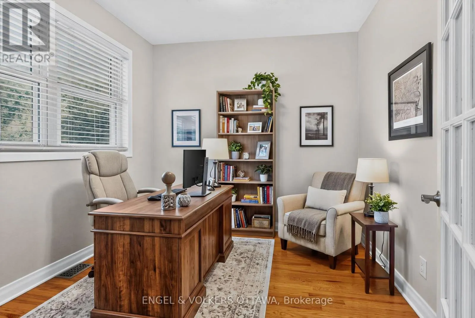 916 IROQUOIS ROAD