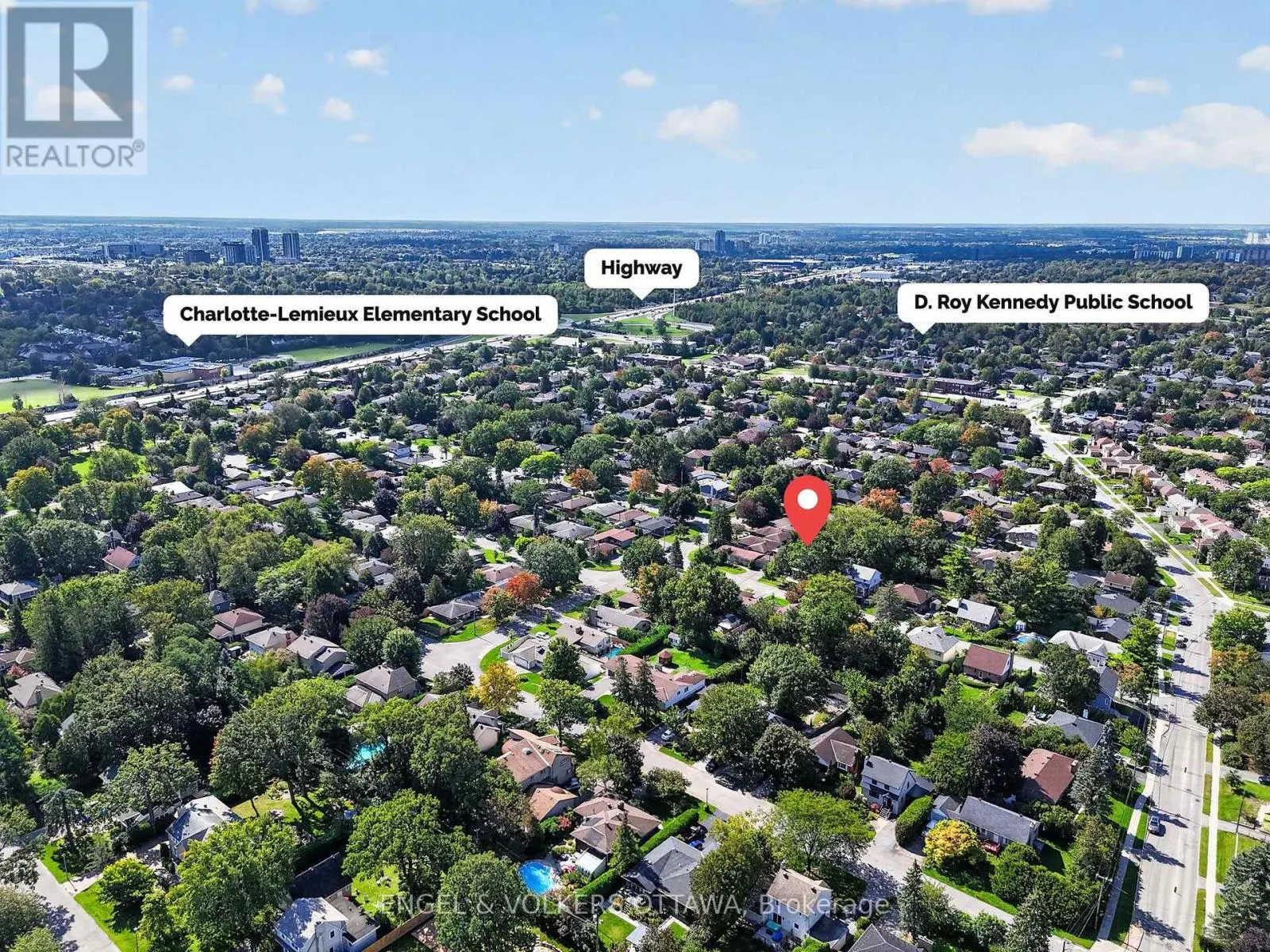 916 IROQUOIS ROAD
