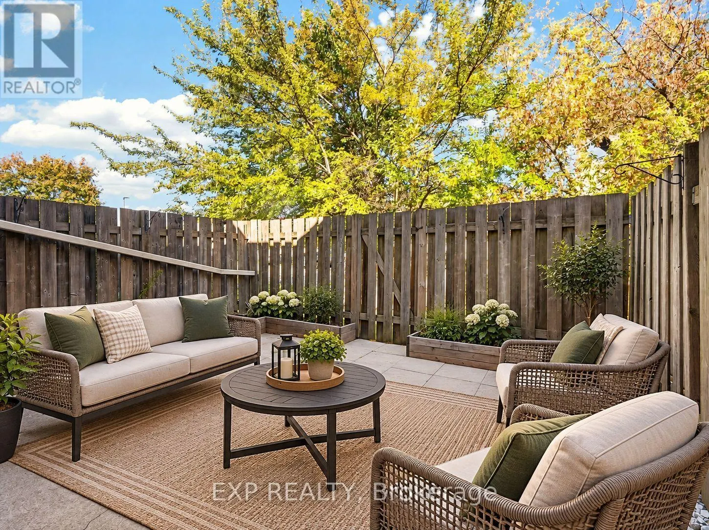 20 - 242 LAKEPORT ROAD #20