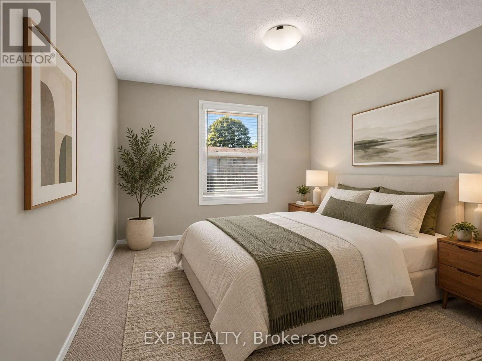 20 - 242 LAKEPORT ROAD #20