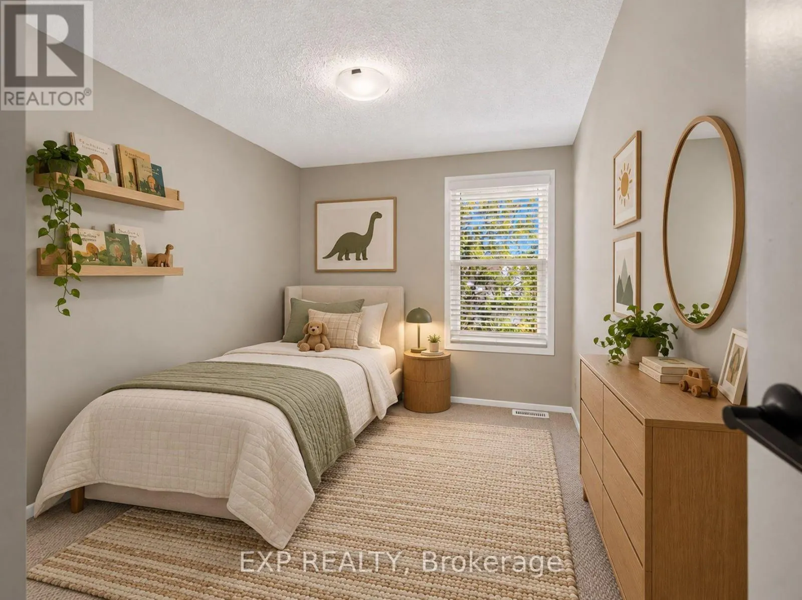 20 - 242 LAKEPORT ROAD #20