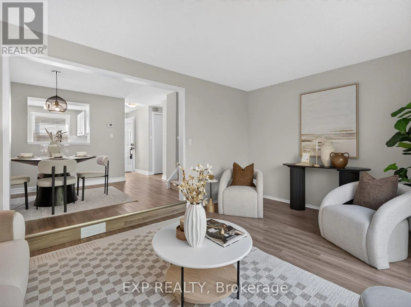 20 - 242 LAKEPORT ROAD #20